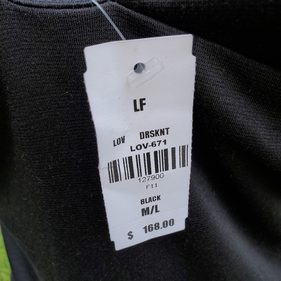 Stunning black halter dress Sleeveless NWT - Picture 6 of 7